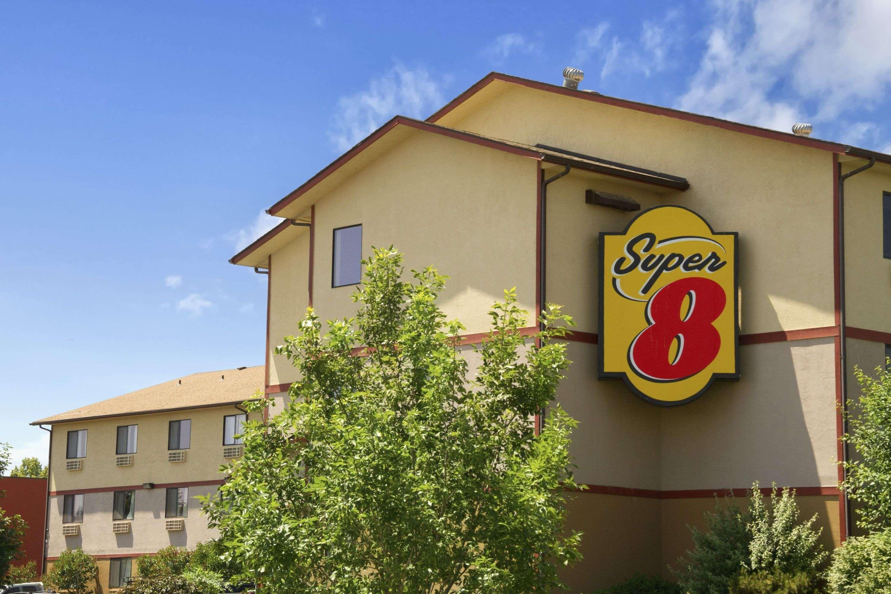 Мотель Super 8 By Wyndham Кенневік Екстер'єр фото